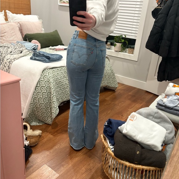 COPY - Levi’s Ribcage Bootcut Jeans - Picture 5 of 5